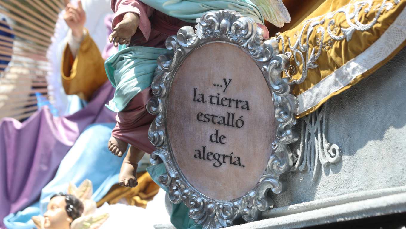 El adorno destaca la fe y obediencia de María ante la voluntad de Dios. (Foto Prensa Libre: Byron Rivera Baiza)