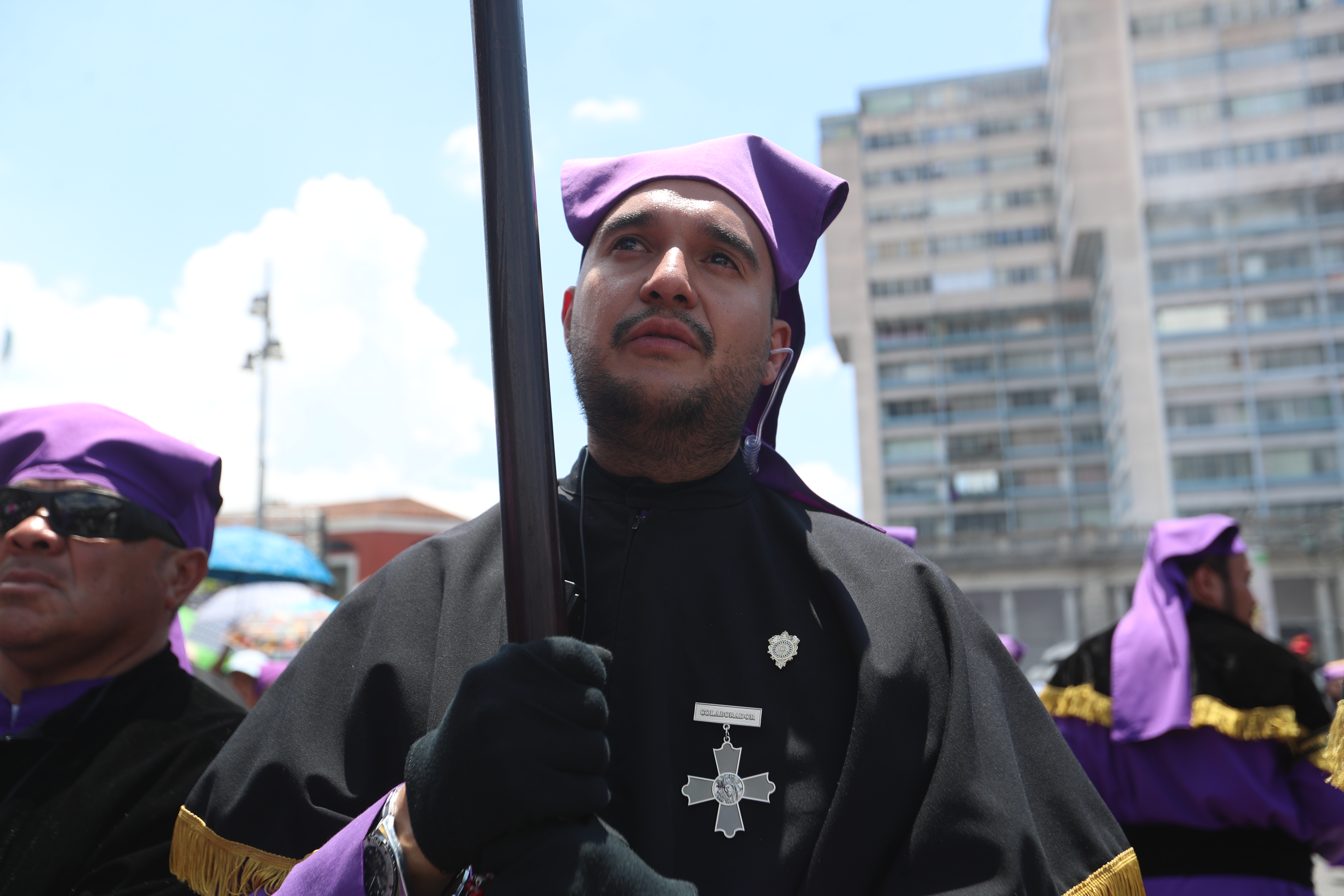 La fe se manifiesta en cada detalle del recorrido procesional. (Foto Prensa Libre: Byron Rivera Baiza)