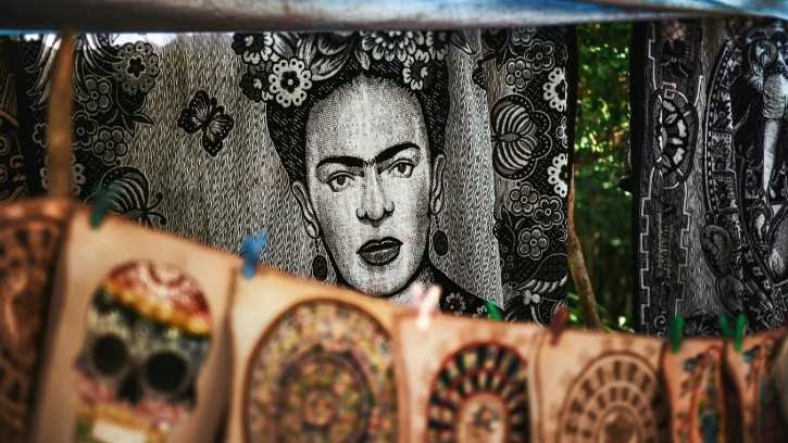 Cineforo de Frida Kahlo en Cayalá: qué incluye la entrada y cómo asistir