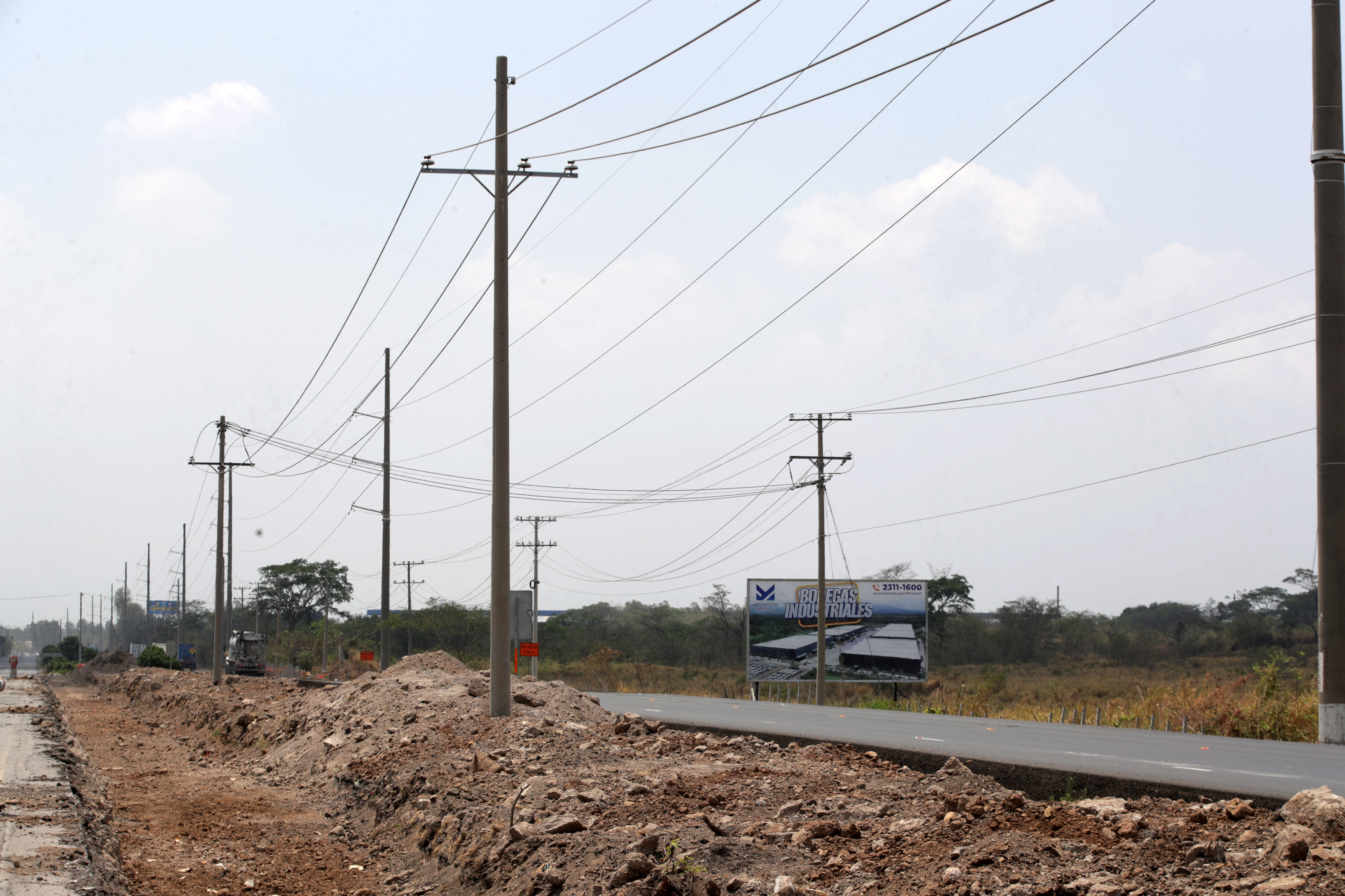 Según Fundesa, el país tiene hoy una ventana real para alcanzar el grado de inversión si traduce su fortaleza macroeconómica en reformas concretas de gobernabilidad, formalización e infraestructura. (Foto Prensa Libre: Hemeroteca PL)