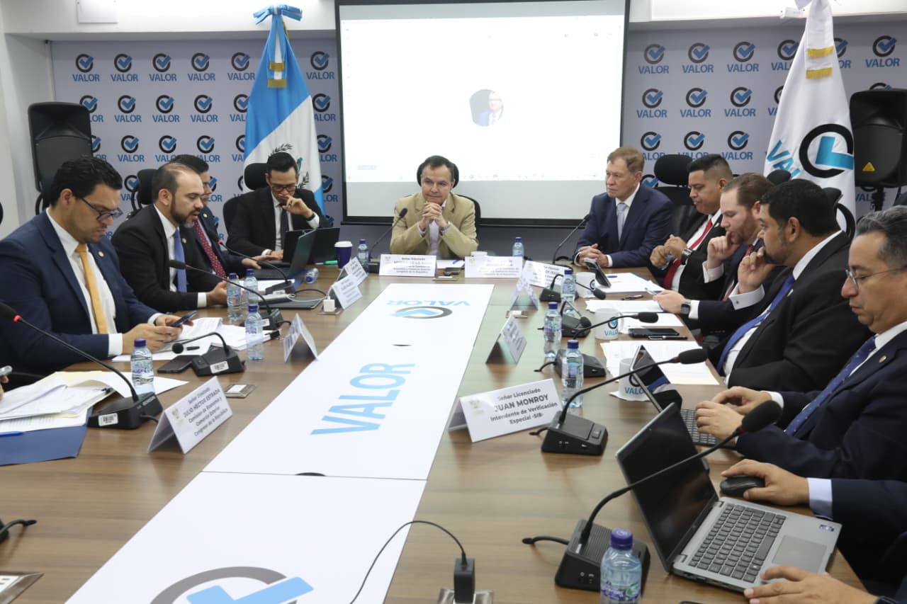 Legislativo discute enmiendas sobre Ley contra el Lavado de Dinero y acelera consensos para su aprobación