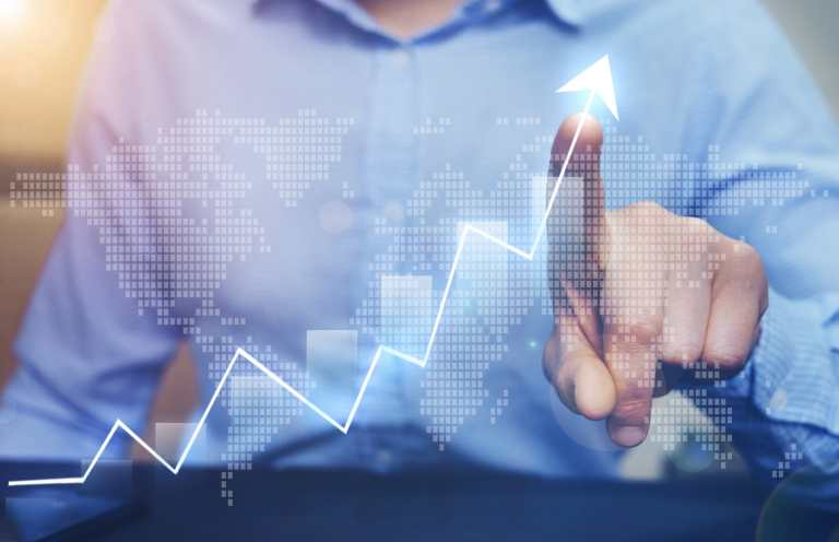 La crisis en el estrecho de Ormuz eleva petróleo de Texas hasta US$1