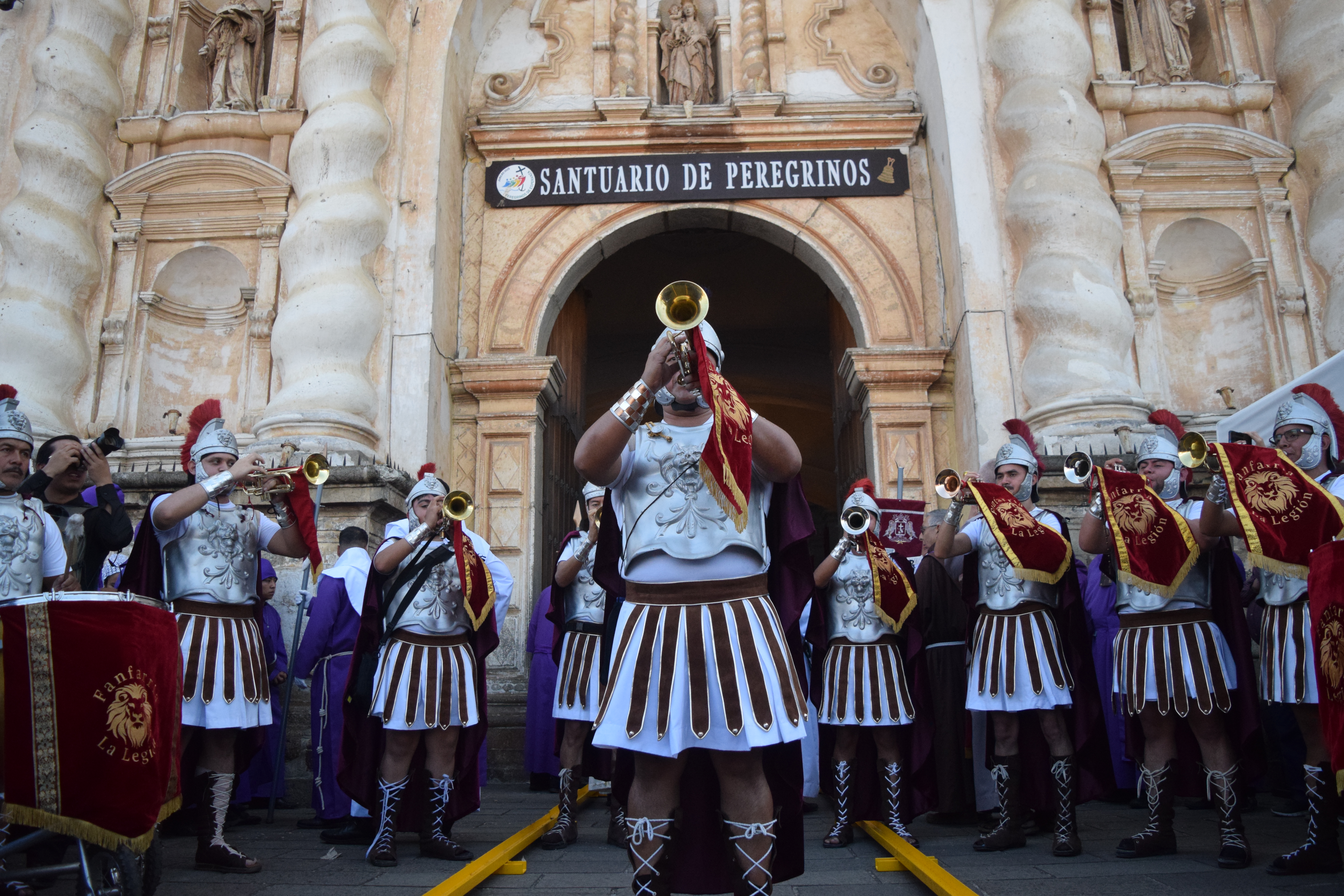 JESUS NAZARENO DEL PERDON SAN FRANCISCO EL GRANDE Y JESUS NAZARENO DE LA HUMILDAD SAN CRISTOBAL EL BAJO ANTIGUA GUATEMALA'