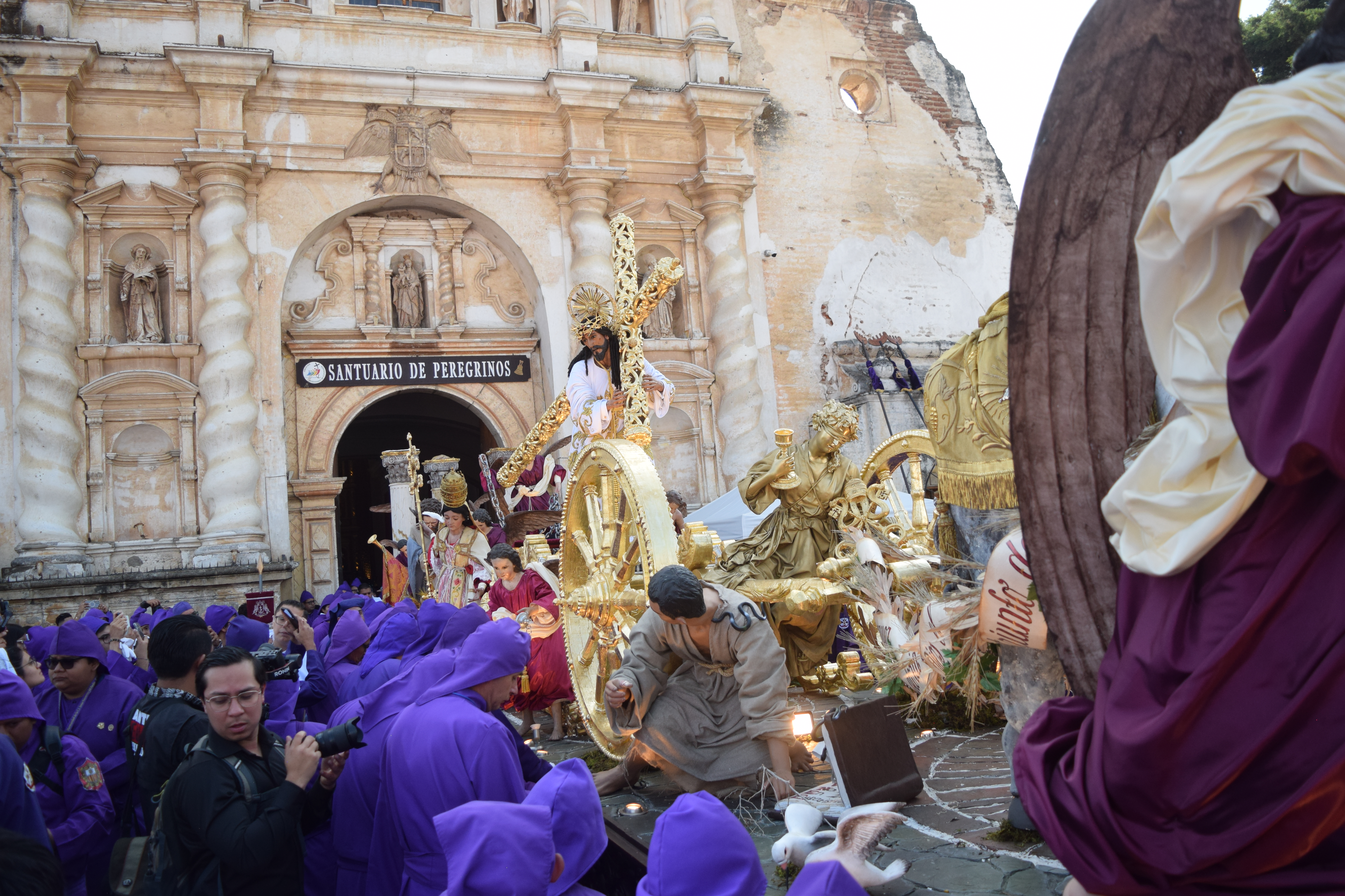 JESUS NAZARENO DEL PERDON SAN FRANCISCO EL GRANDE Y JESUS NAZARENO DE LA HUMILDAD SAN CRISTOBAL EL BAJO ANTIGUA GUATEMALA'