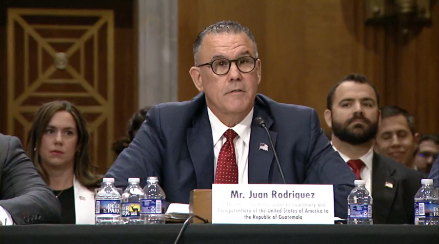 Juan Rodríguez durante audiencia en el Senado de Estados Unidos por nominación a embajador en Guatemala