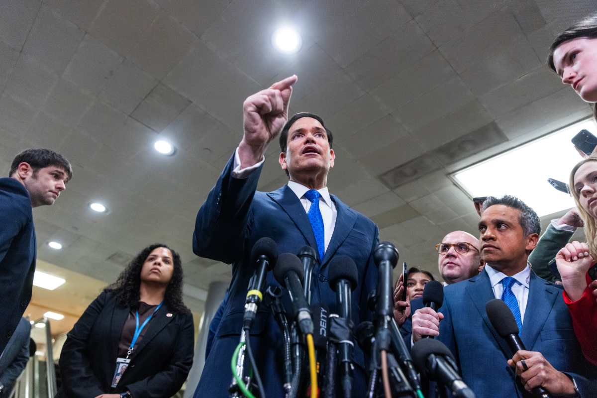 El secretario de Estado de EE. UU., Marco Rubio, informa a los legisladores sobre el conflicto con Irán