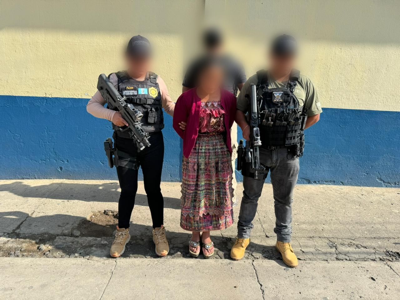 Mujer secuestro Cartel Jalisco Nueva Generación