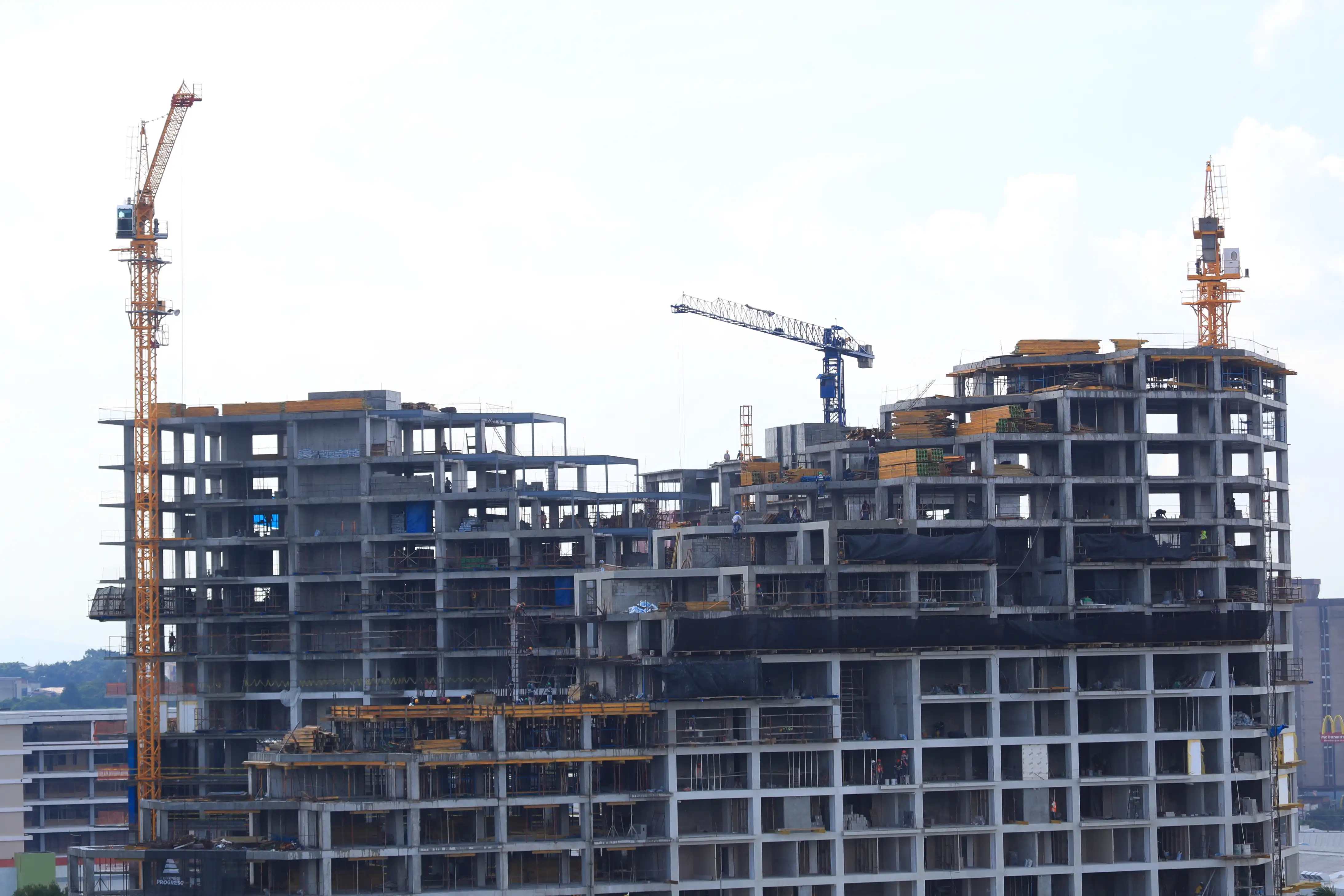 ¿Por qué en Guatemala se están construyendo más sótanos que parqueos en alto?