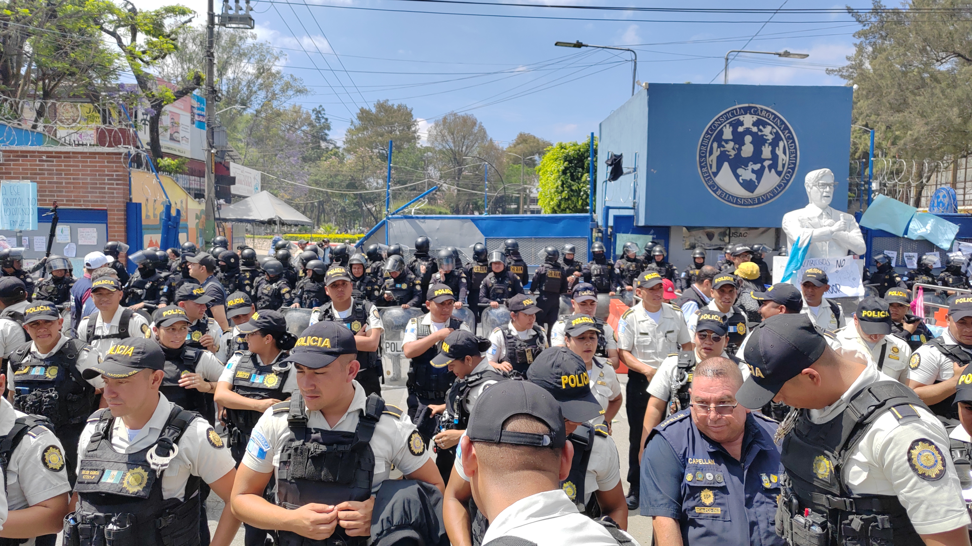MANIFESTACIONES ENTRADA USAC'