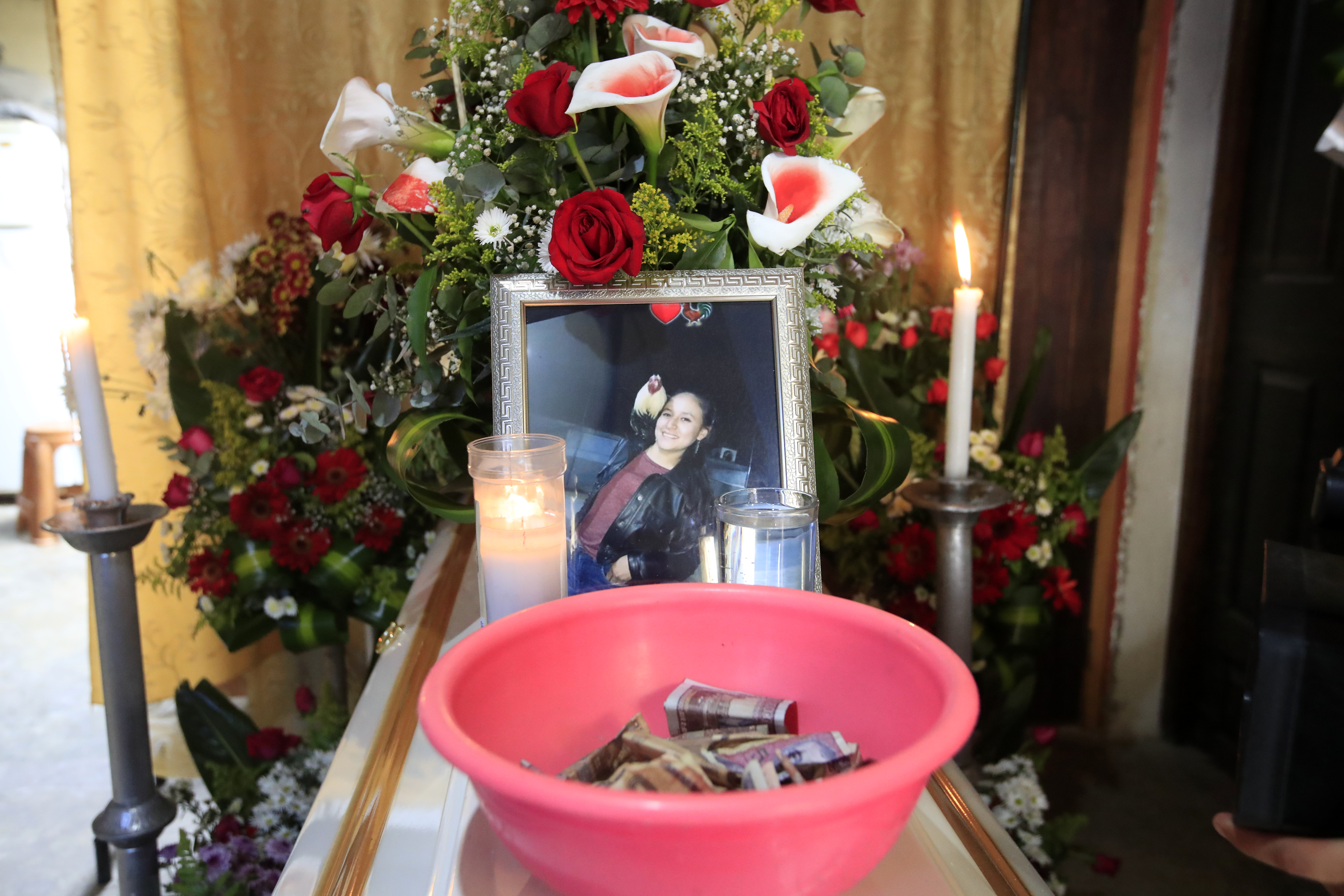 SEPELIO PAREJA ASESINADA CEVICHERÍA ZONA 6'