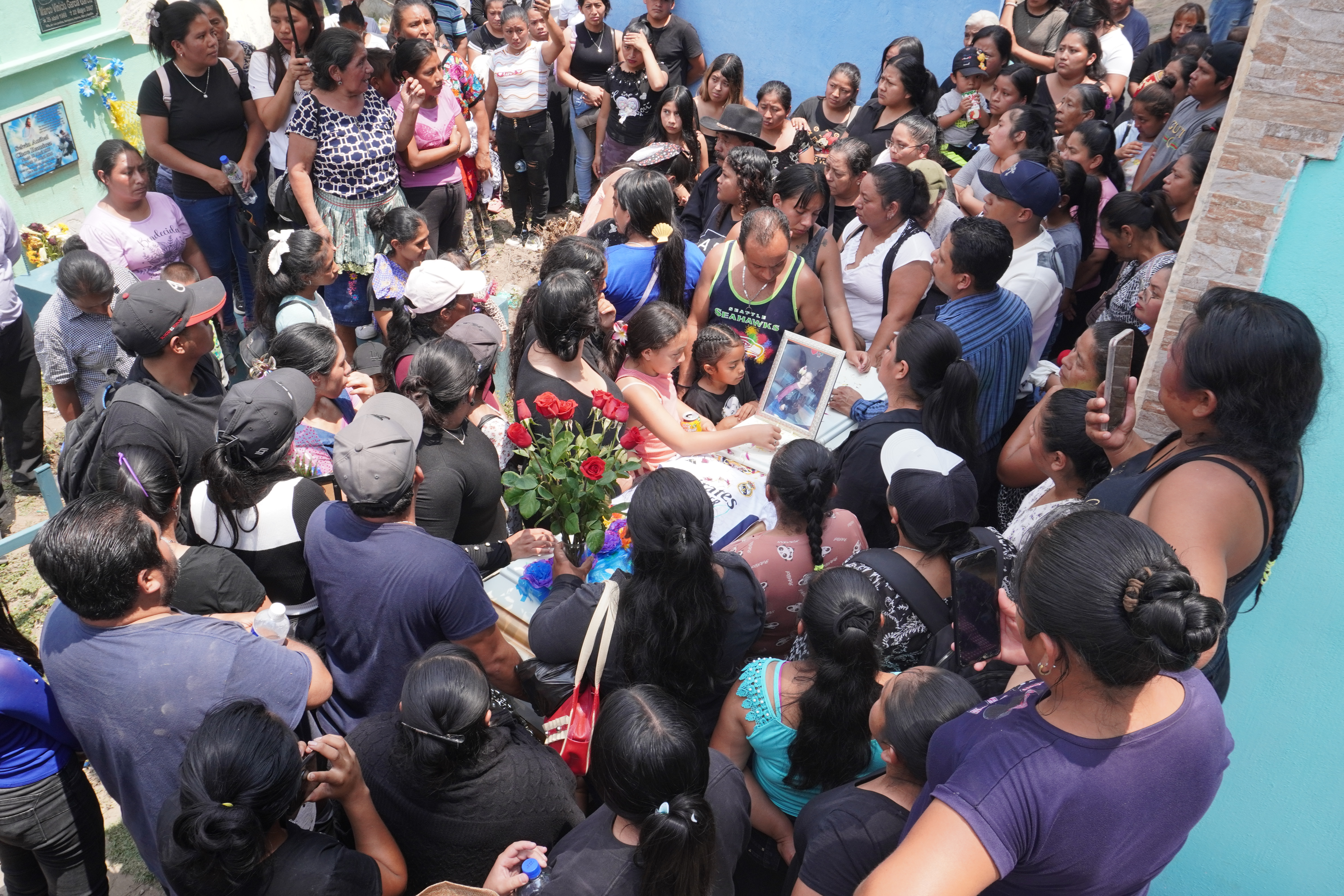 SEPELIO PAREJA ASESINADA CEVICHERÍA ZONA 6'