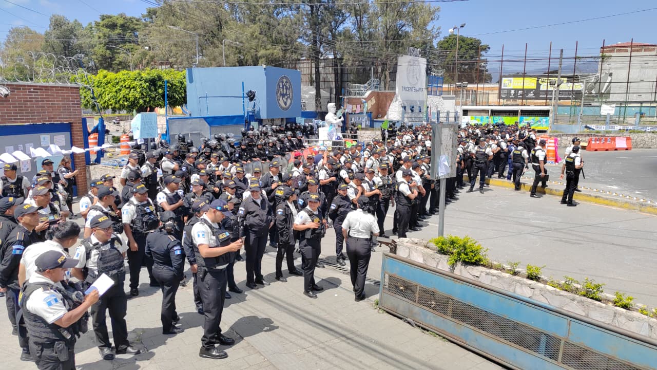 Usac portones Periférico