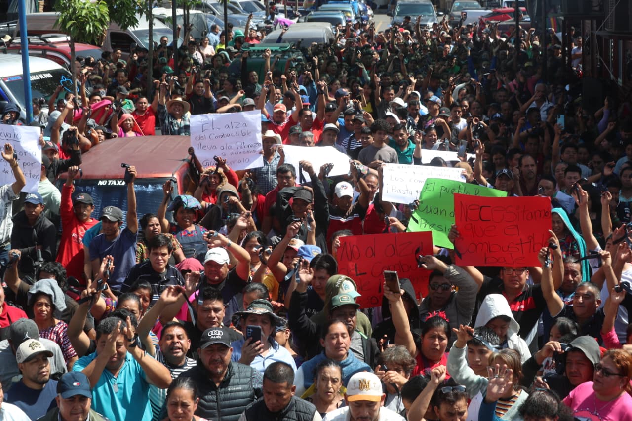 Vendedores mercado La Terminal alza combustibles