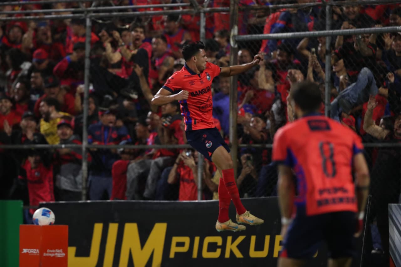 Municipal gana el clásico nacional y complica a Comunicaciones en la tabla acumulada