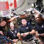 La tripulación de la misión Artemis II habló desde el espacio con los medios de comunicación, sus familias e incluso con el presidente Donald Trump.