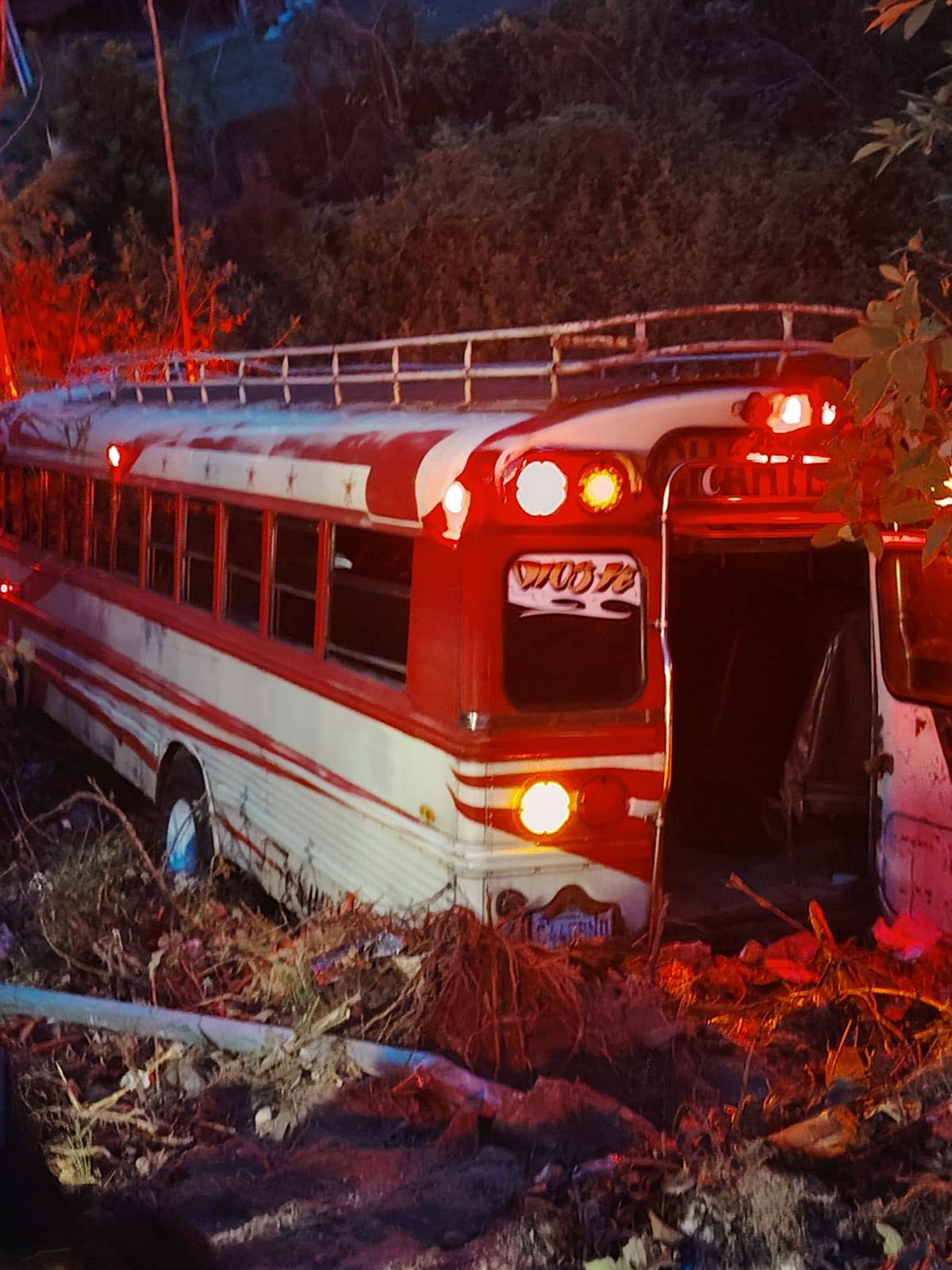 bus extraurbano cae barranco Villa Canales