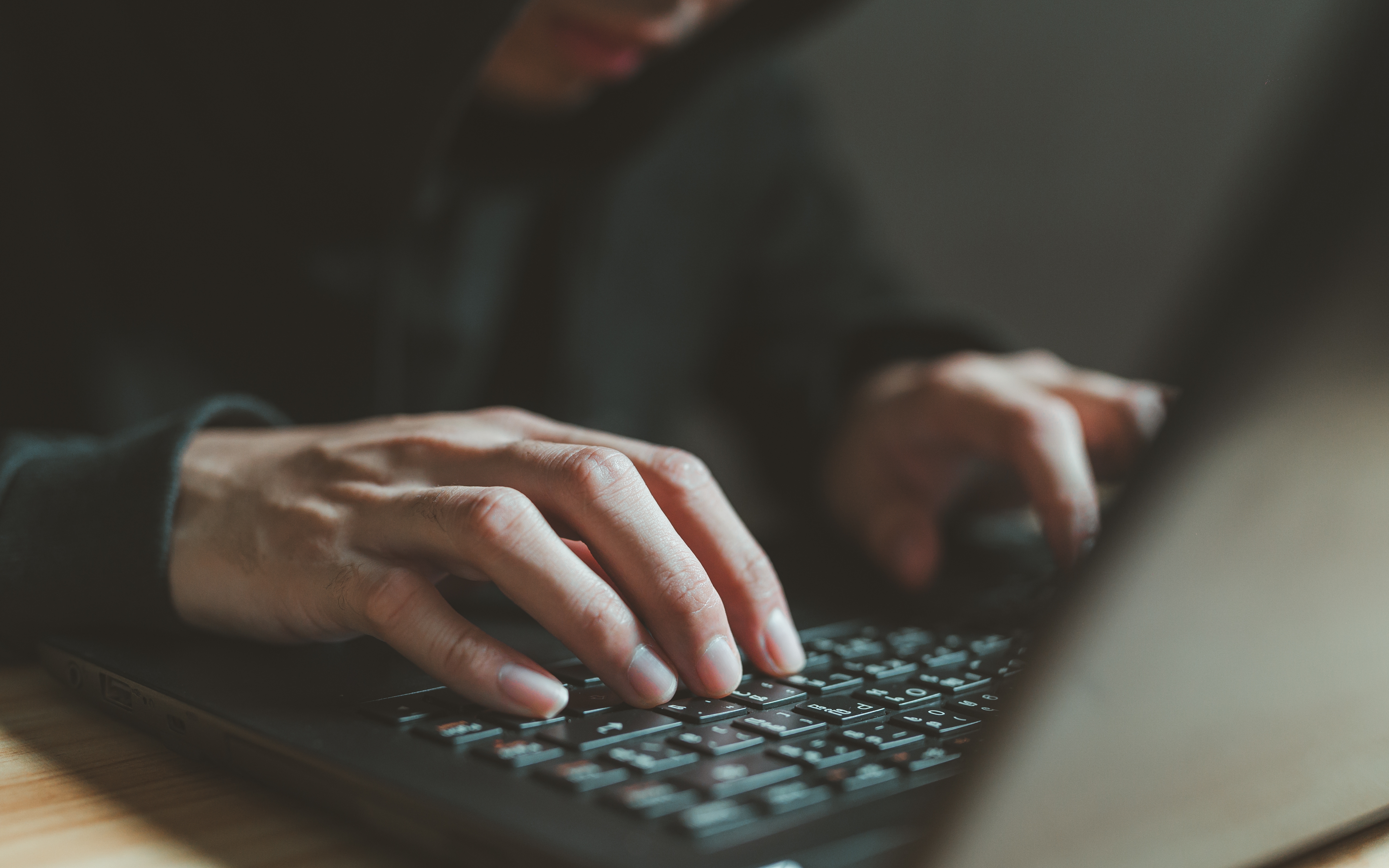 Equipos internos del Laboratorio Nacional de Salud fueron afectados por un ataque informático que provocó la encriptación de archivos, sin comprometer datos sensibles, según autoridades..Foto Prensa Libre: Shutterstock)