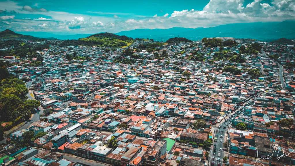 colonia Maya zona 18