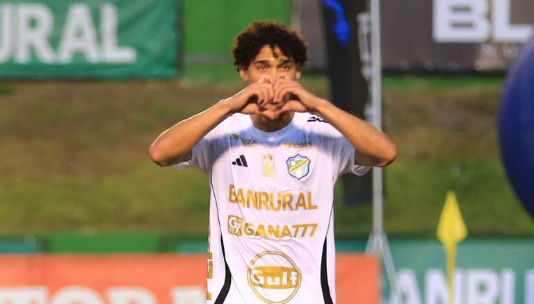 Comunicaciones vence 1-