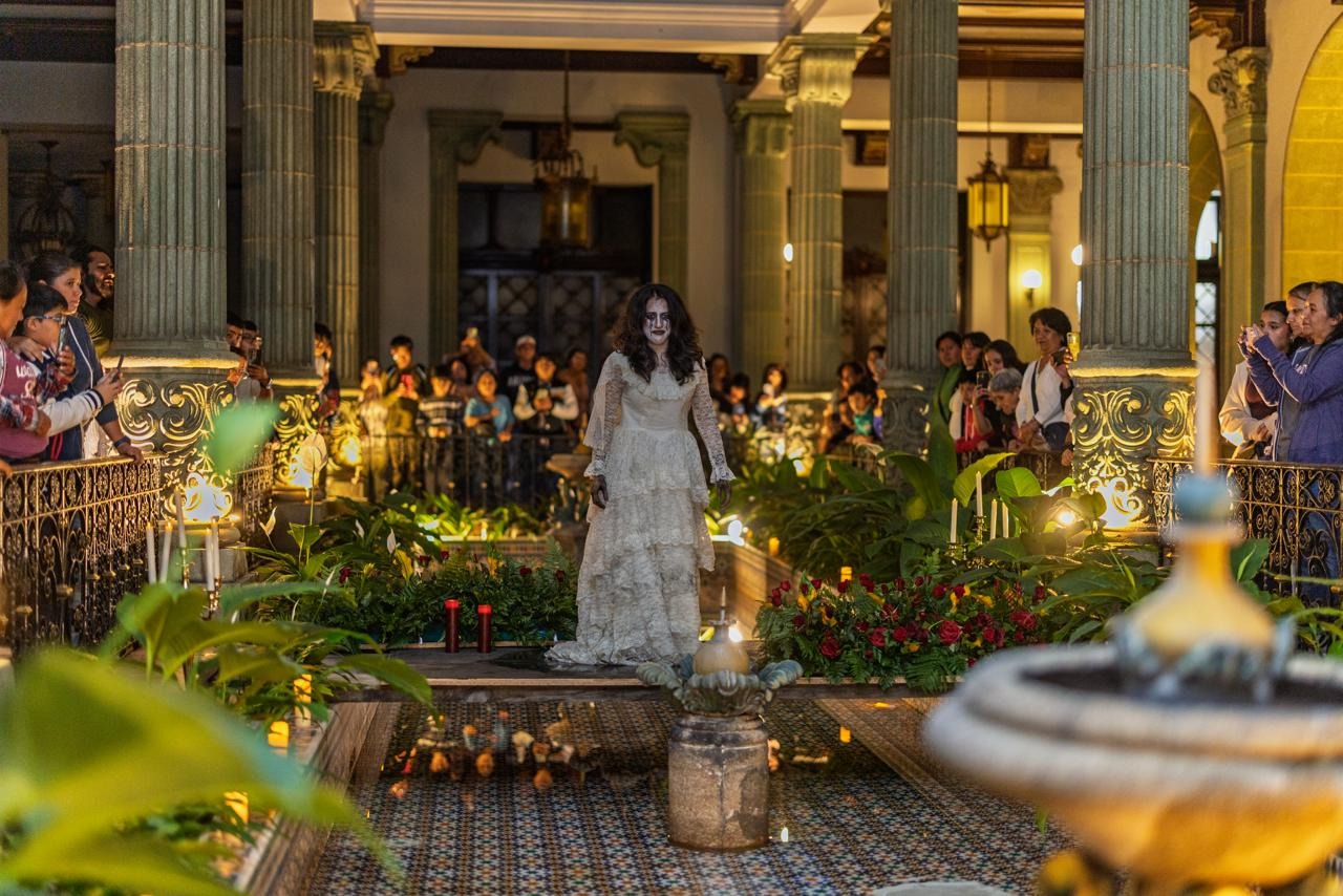 Noches de Leyenda es una actividad organizada por el Ministerio de Cultura y Deportes que traerá personajes caracterizados como la Llorona, el Sombrerón y otros del imaginario guatemalteco. (Foto: cortesía del Ministerio de Cultura y Deportes)