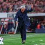 El director técnico portugués Jose Mourinho. (Foto Prensa Libre: EFE/EPA/MIGUEL A. LOPES).
