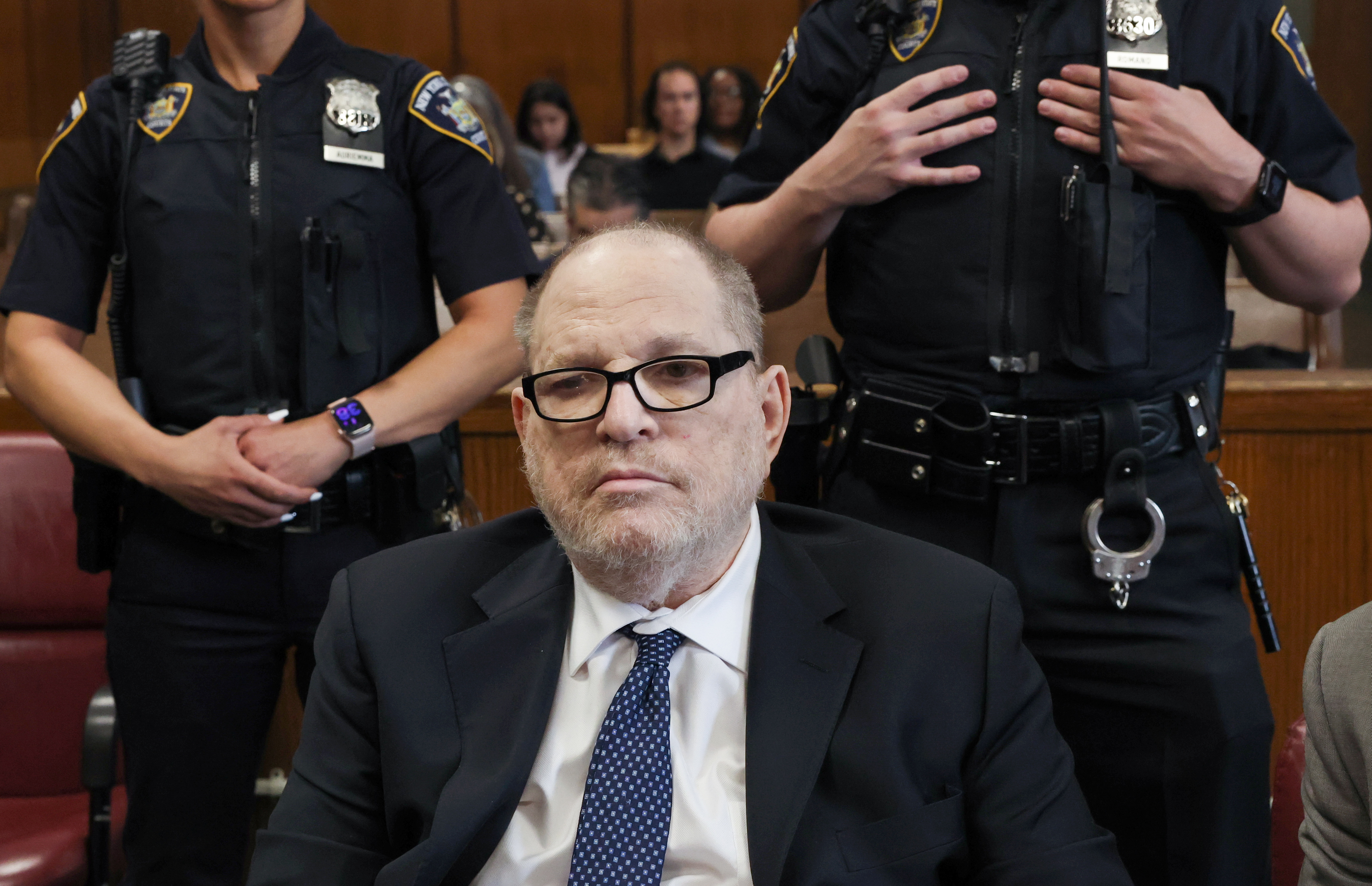 New York (United States), 15/05/2026.- Former Hollywood film producer Harvey Weinstein appears in Manhattan Supreme Court during his retrial in New York City, USA 15 May 2026. Weinstein appears in court for a retrial that began on 14 April on a third-degree rape charge involving Jessica Mann. (Nueva York) EFE/EPA/TIMOTHY A. CLARY / POOL