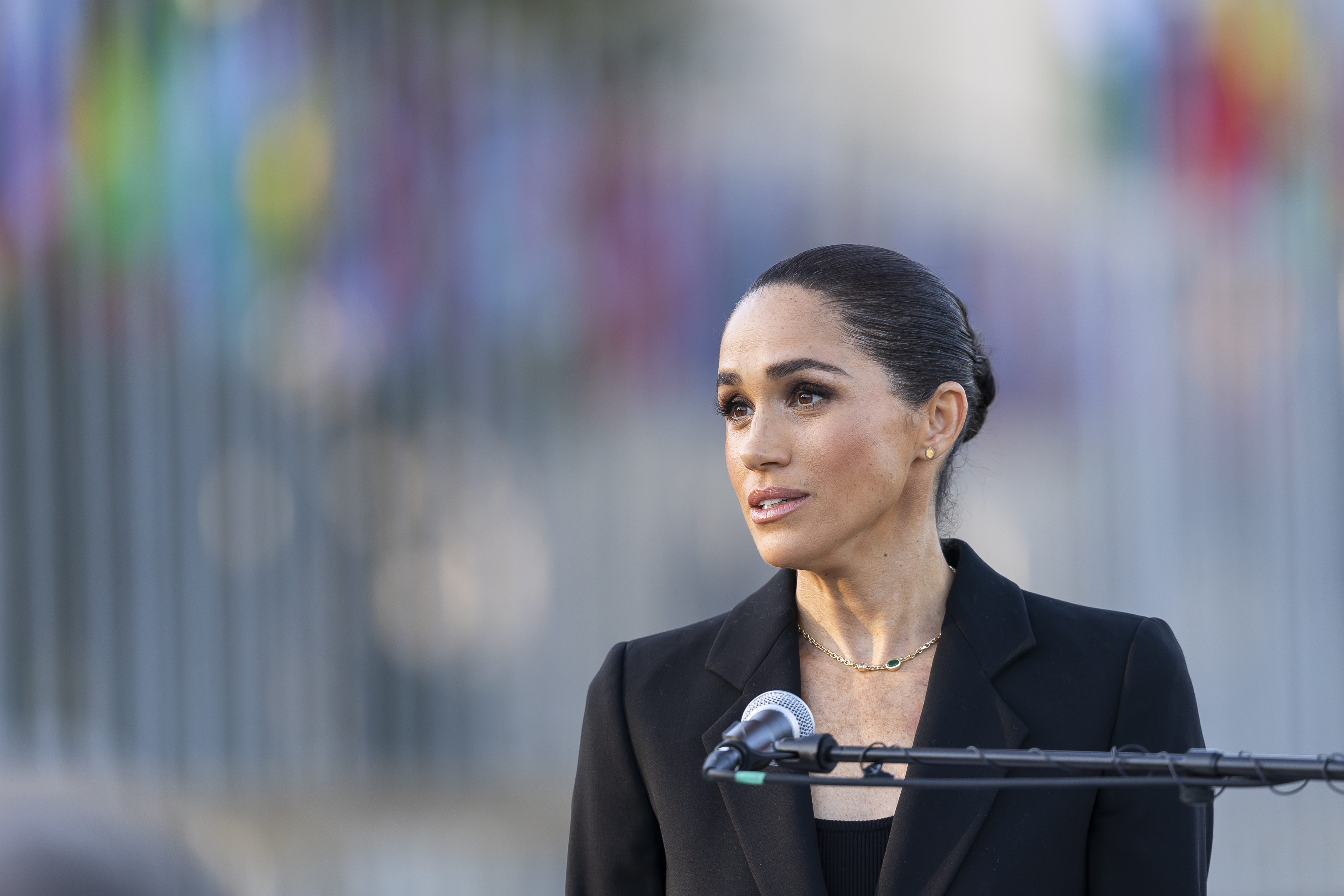 Geneva (Switzerland), 17/05/2026.- Meghan Markle, the Duchess of Sussex speaks during the inauguration of 'The Lost Screen Memorial' exhibition on the Place des Nations in front of the European headquarters of the United Nations (UNOG) in Geneva, Switzerland, 17 May 2026. Presented by Archewell Philanthropies in partnership with the World Health Organization (WHO) and The Parents' Network, the installation serves as a visual call to action to protect children from online abuse and digital harm. (Suiza, Ginebra) EFE/EPA/CYRIL ZINGARO