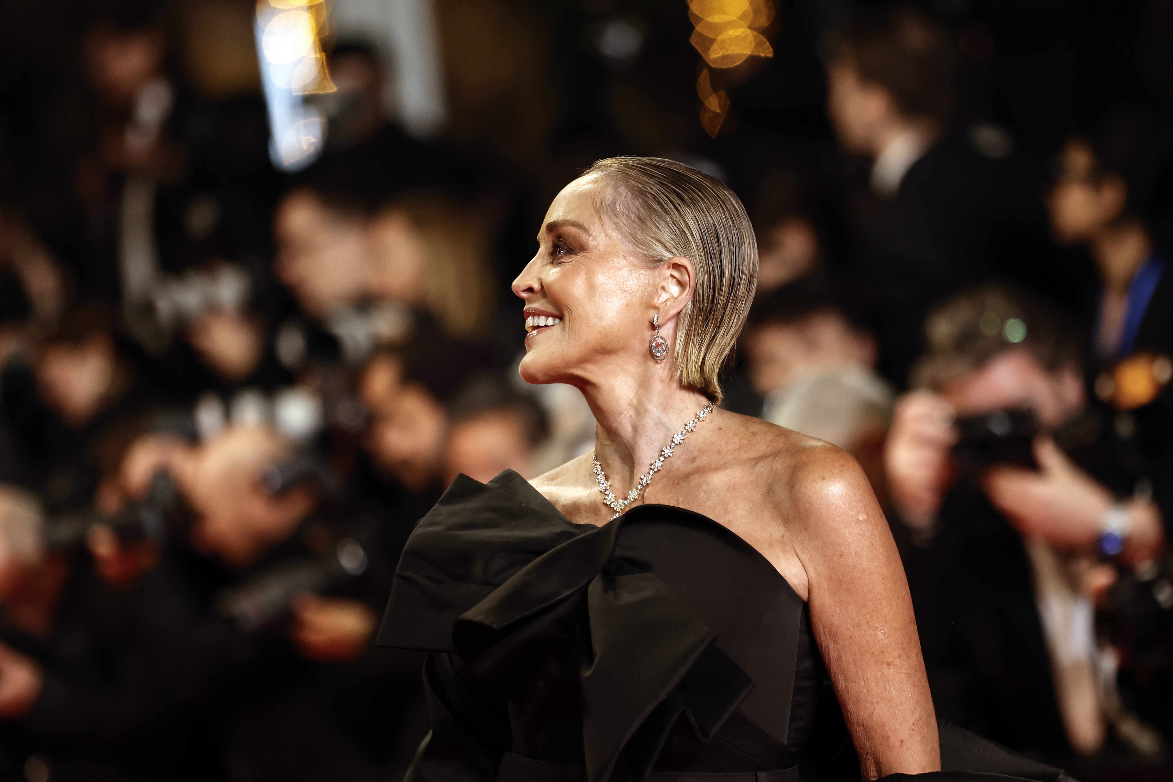 CANNES (France), 19/05/2026.- Sharon Stone attends the premiere of 'Diamond' during the 79th annual Cannes Film Festival, in Cannes, France, 19 May 2026. The film festival runs from 12 to 23 May 2026. (Cine, Francia) EFE/EPA/TERESA SUAREZ
