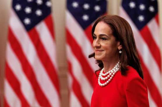 WASHINGTON (United States), 22/05/2026.- Jane Lauder, wife of Kevin Walsh, arrives for his swearing-in ceremony to become the chair of the Federal Reserve at the White House in Washington, DC, USA, 22 May 2026. EFE/EPA/WILL OLIVER