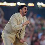 Fan denuncia saturación en concierto de Bad Bunny en España y promotora lo desmiente