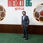 MEX4036. CIUDAD DE MÉXICO (MÉXICO), 28/05/2026.- El cineasta y actor méxicano Diego Luna posa durante la alfombra roja de la película México 86 este jueves, en Ciudad de México (México). EFE/ Sáshenka Gutiérrez