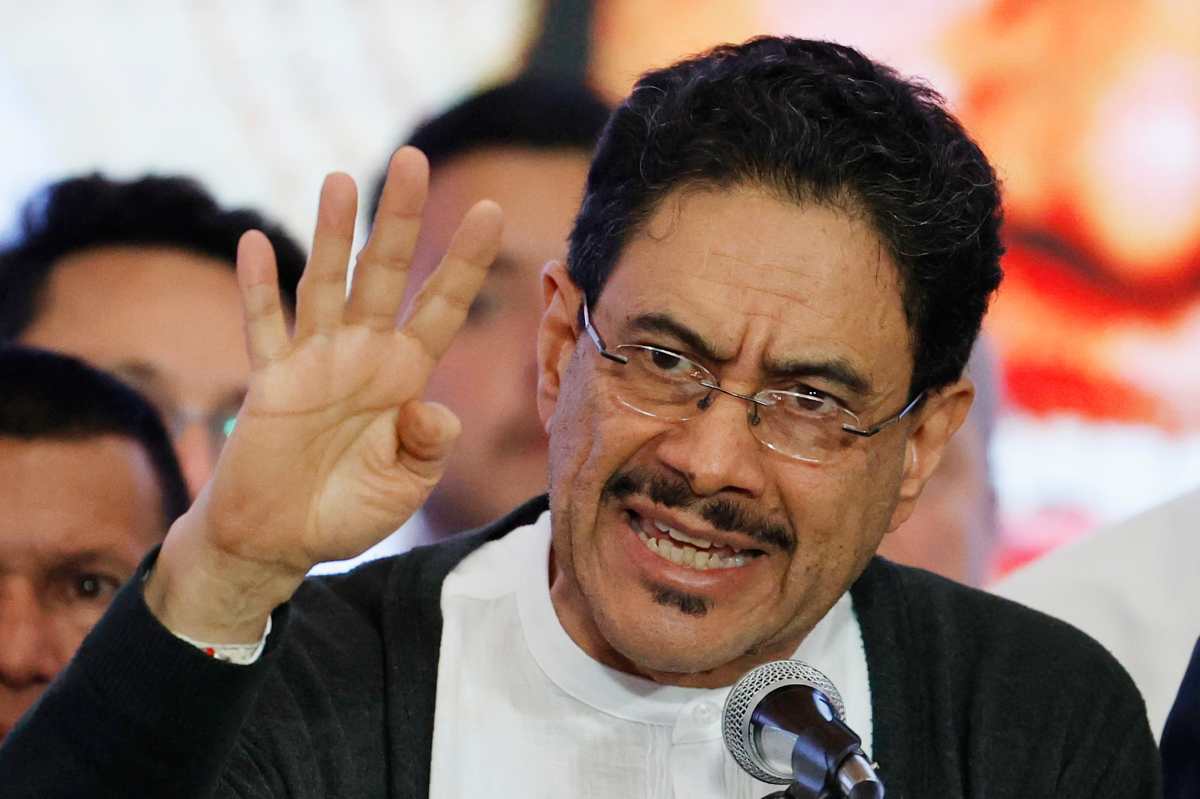 Por qué el candidato Iván Cepeda pone en duda las elecciones presidenciales en Colombia