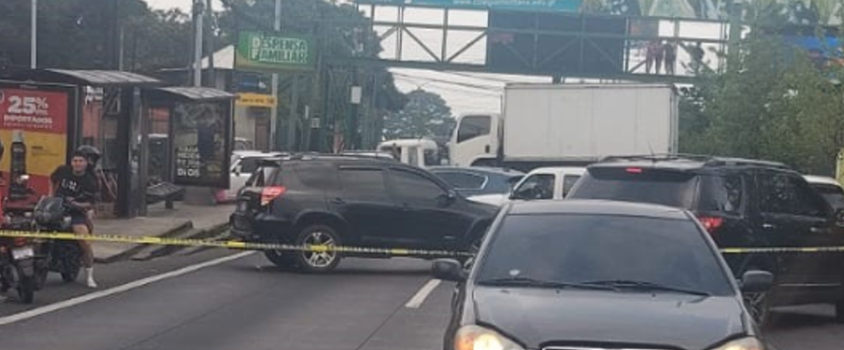 Balacera en la ruta Interamericana: Reportan un muerto y cierre vial en el kilómetro 19