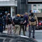 Agentes del ICE realizan arrestos en las calles de la ciudad de Nueva York, lo que provoca protestas.