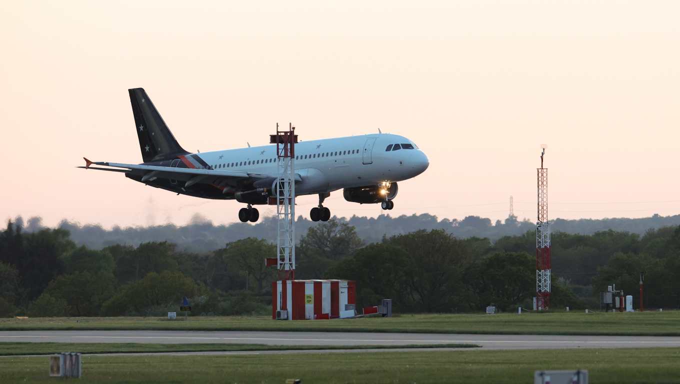 Avión