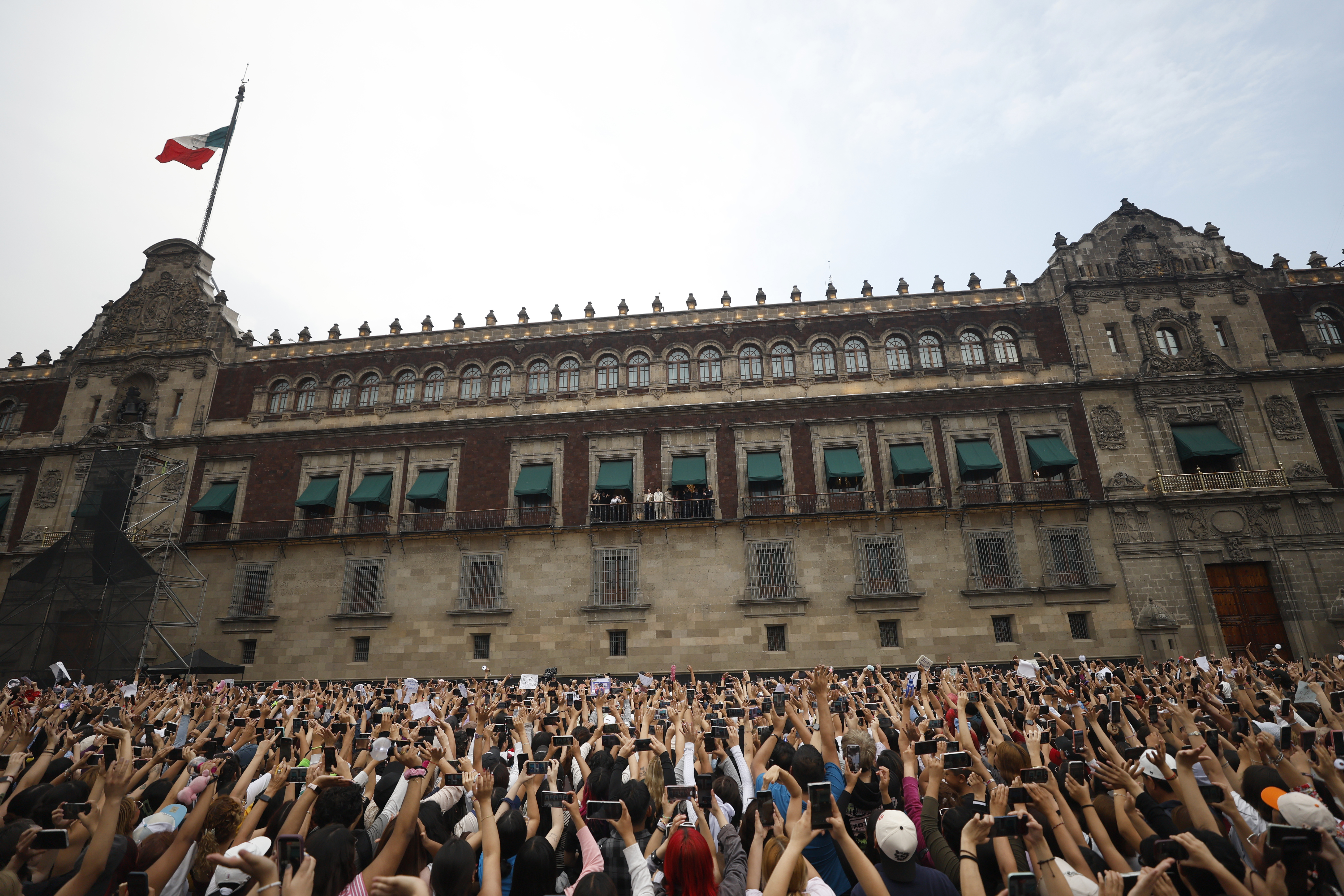 BTS VISITA MEXICO 010'