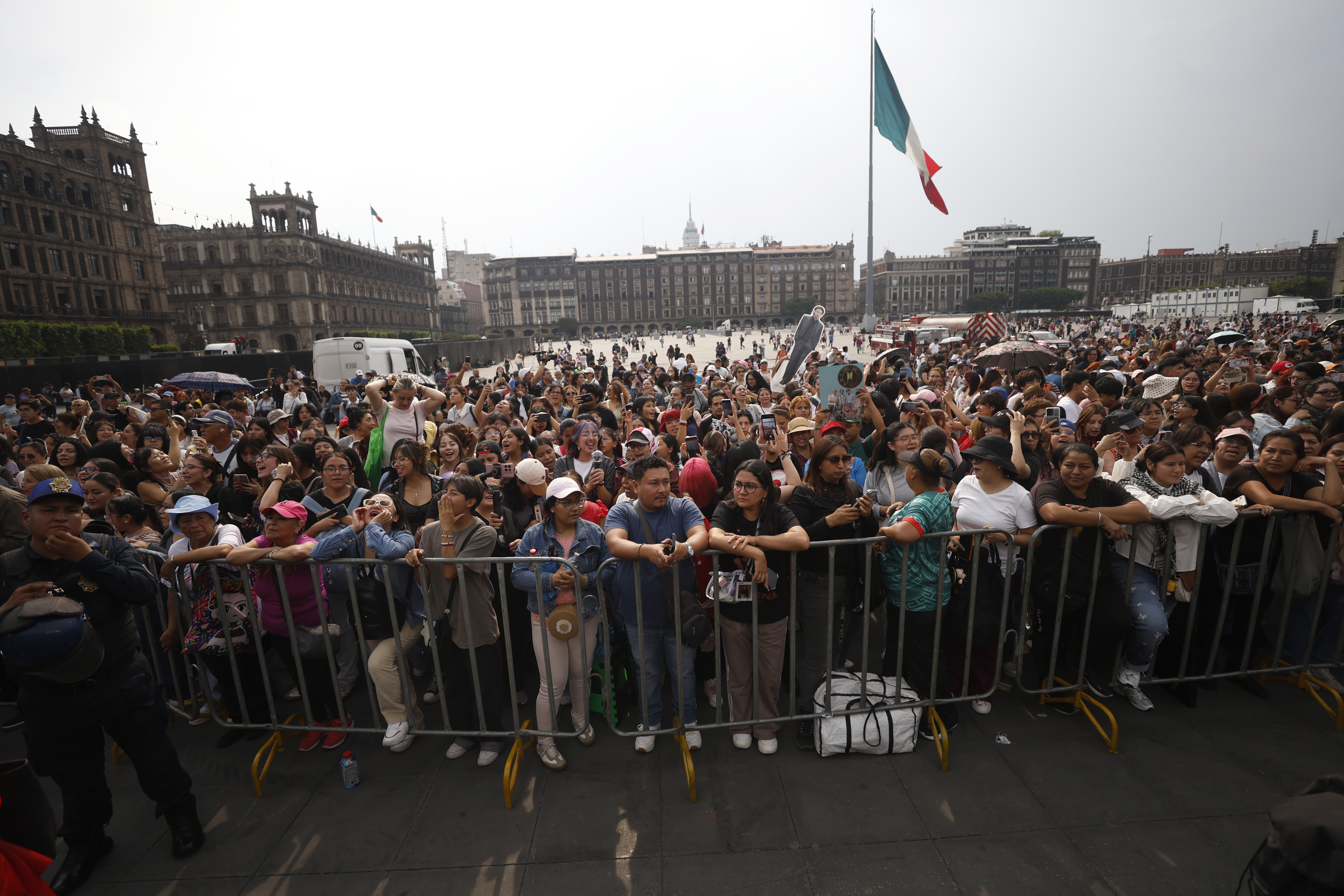 BTS VISITA MEXICO 010'