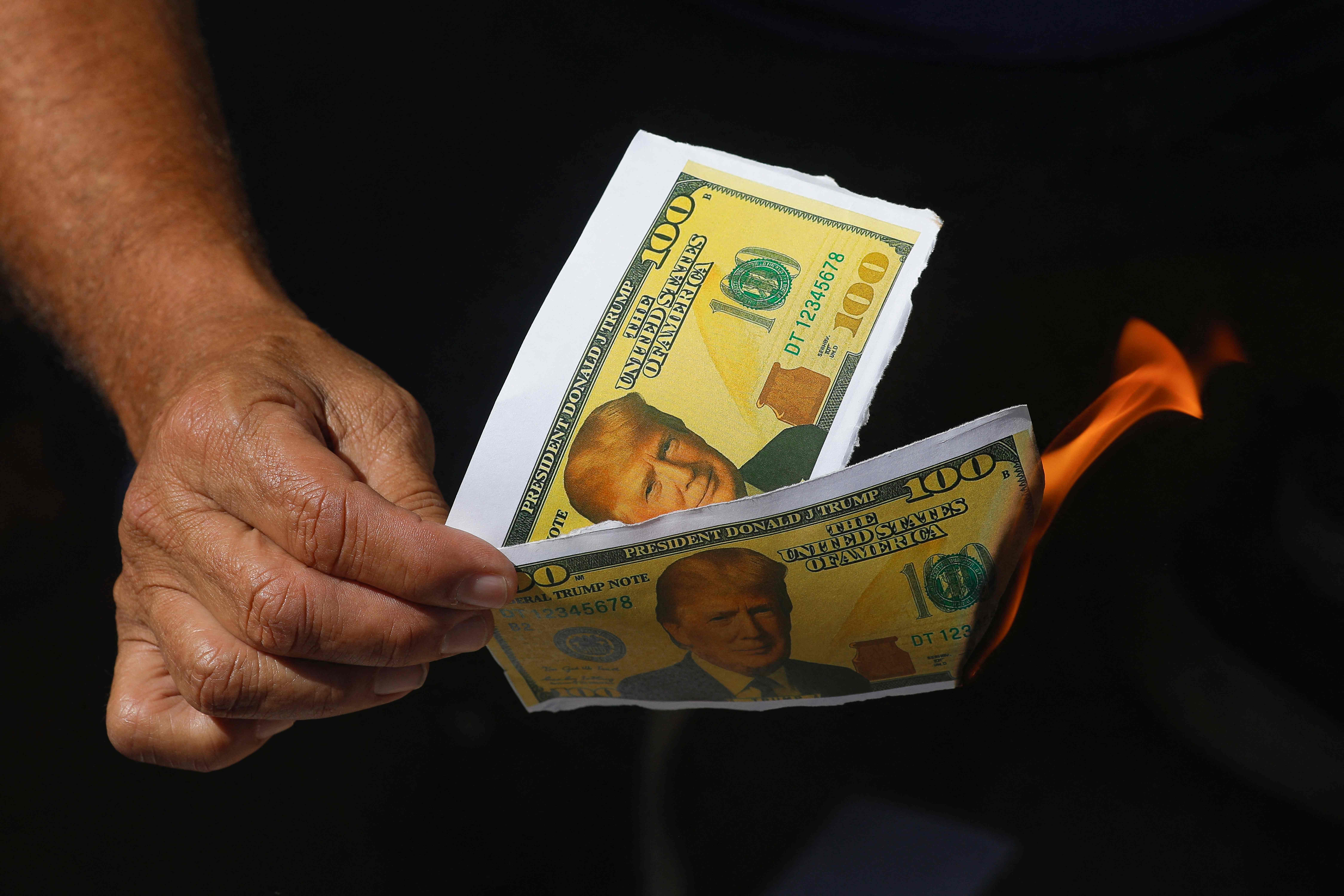 Por qué hay presión en EE. UU. para que salgan los nuevos billetes con la cara de Donald Trump