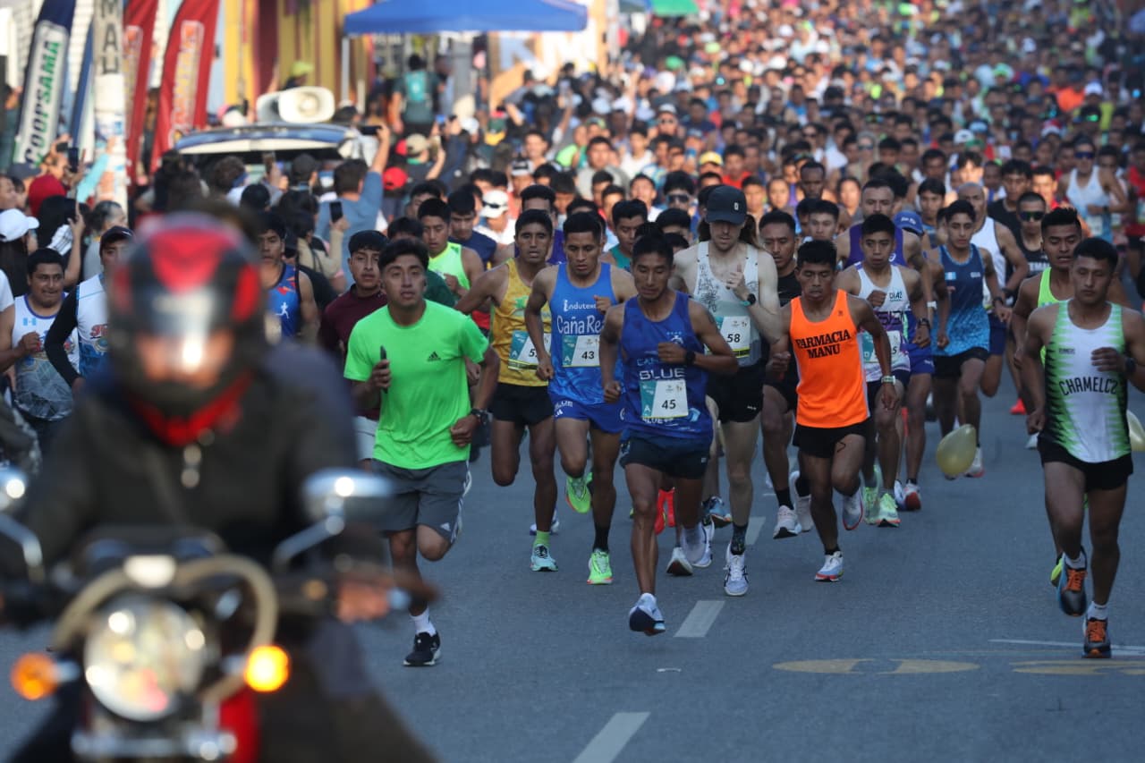 MEDIA MARATÓN COBÁN'