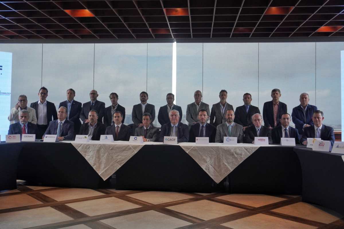 Empresarios advierten riesgos económicos y en grado de inversión de no aprobarse ley antilavado