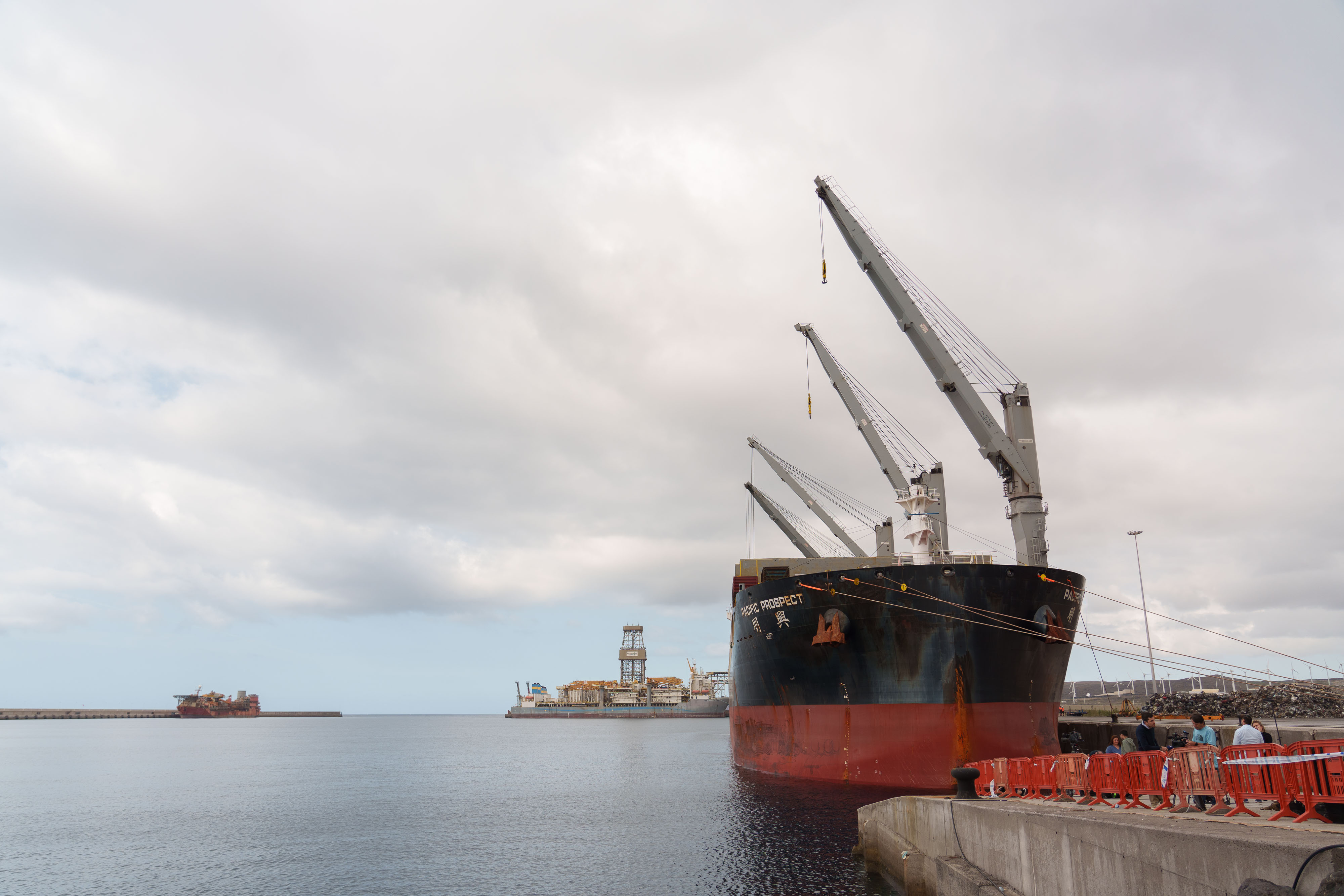 FOTODELDÍA - GRAFCAN3559. GRANADILLA DE ABONA (TENERIFE), 09/05/2026.- Bocana del Puerto de Granadilla por la que se espera que entre el buque de bandera holandesa MV Hondius afectado por un brote de hantavirus. EFE/Ramón de la Rocha