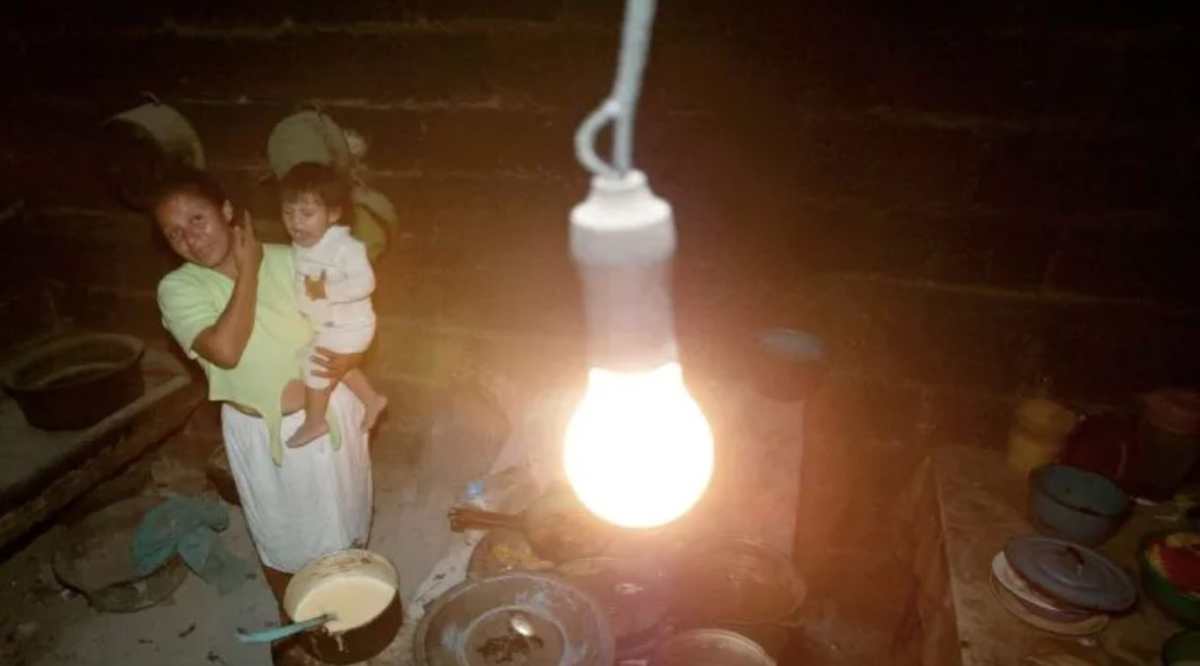 Electrificación rural fotografía de un hogar en el área rural