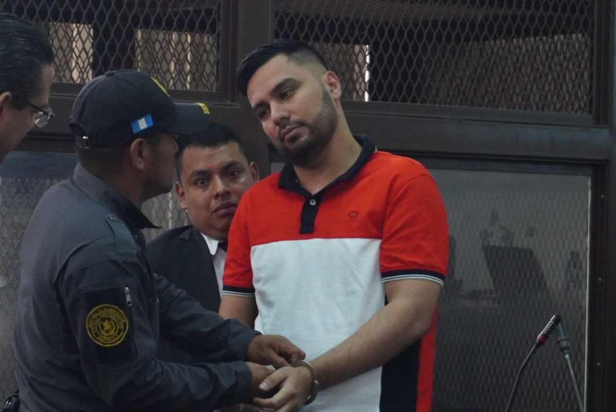 Kevin Manolo Rivas Cordón escucha la petición de condena planteada por el Ministerio Público durante el juicio por la muerte de Litzy Cordón.