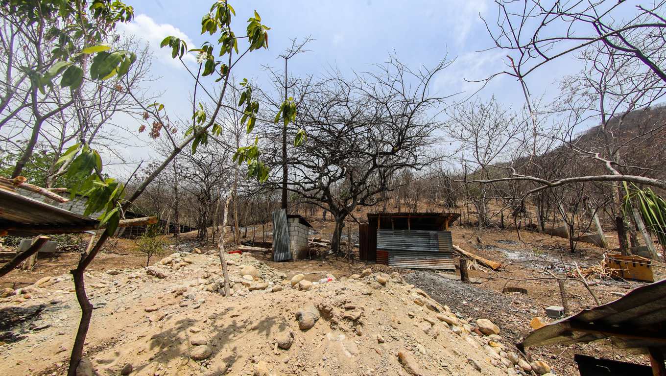 El área de esta aldea es característico por ser un ecosistema de bosque espinoso subtropical seco, con temperaturas altas y condiciones áridas en sus tierras. Sus suelos están clasificados entre los más secos y áridos de la región y la vegetación que se observa, se ha adaptado a lo largo del tiempo a la escasez de agua. (Foto Prensa Libre: Juan Diego González)