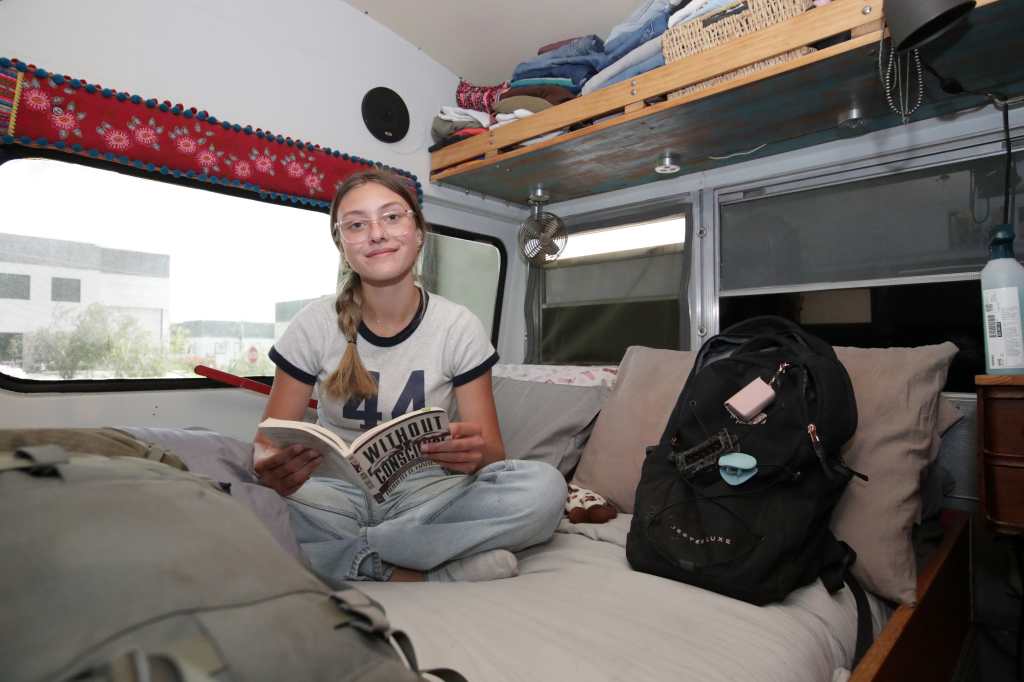 AMUNCHES TRAVELERS