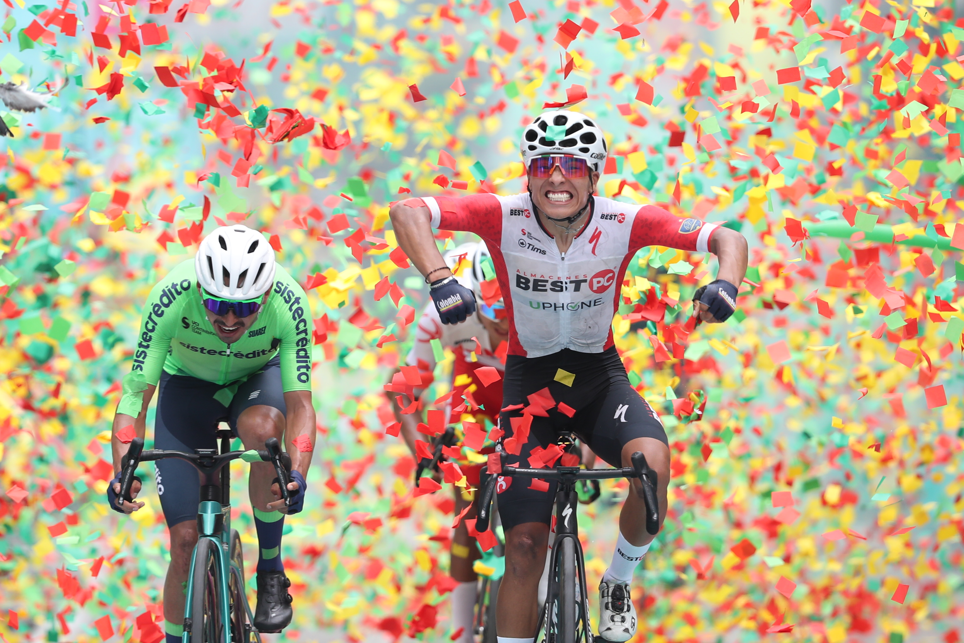 César Guavita se corona campeón de la Vuelta Bantrab 2026 y José Urián gana la etapa final