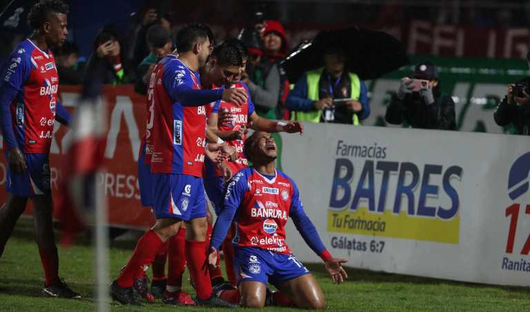 Xelajú MC firma el pase a las semifinales del Clausura 2