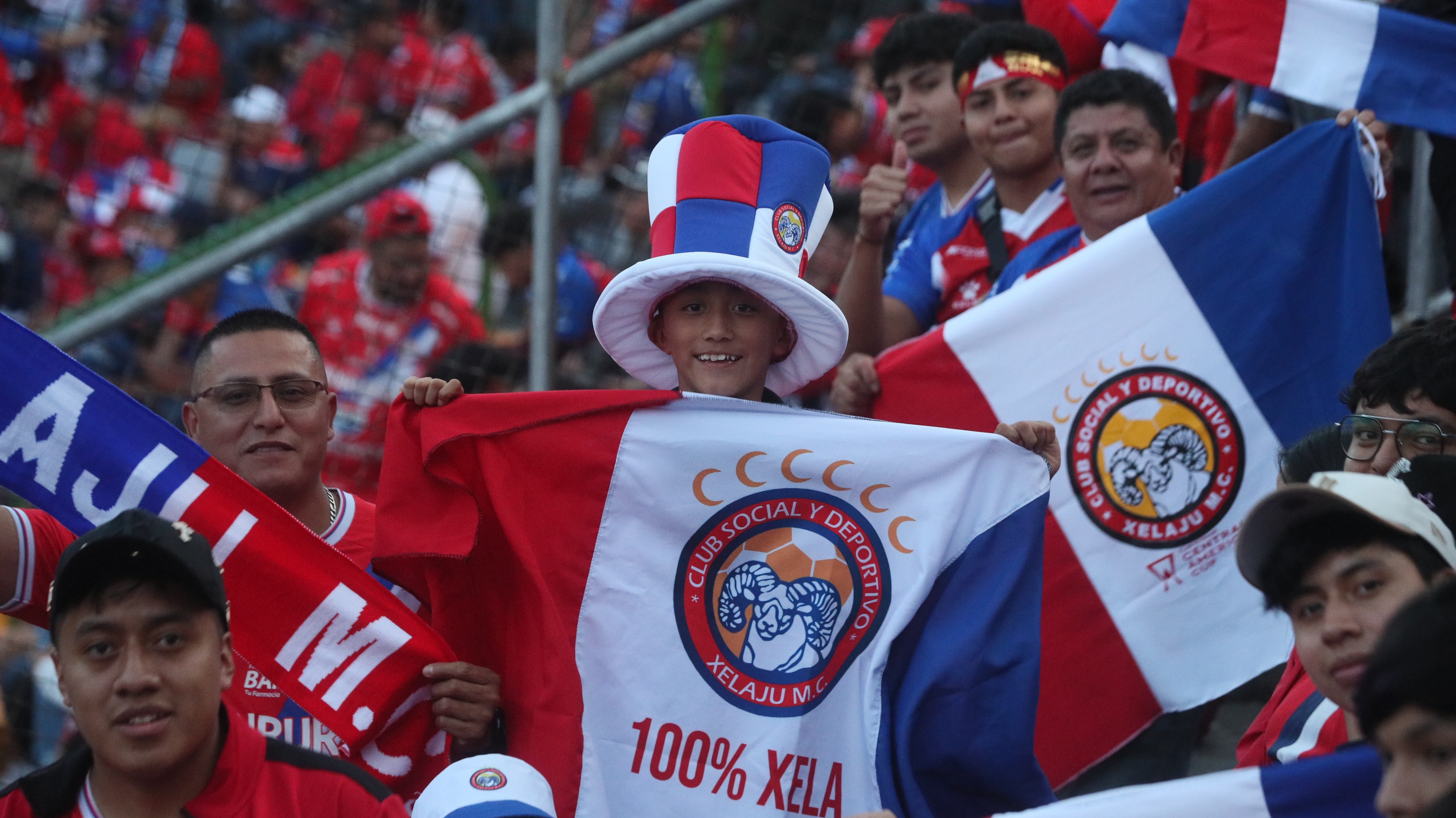 A por su octavo título de Liga Mayor: ¿Cuál es el vínculo de Xelajú MC con las lunas de su escudo?