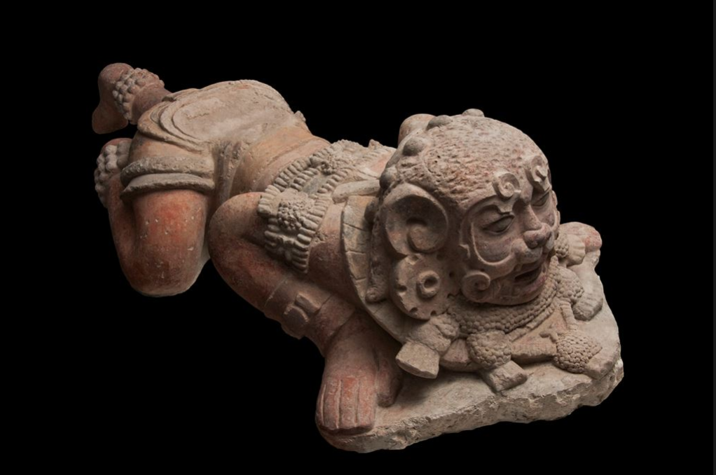 “Hombre jaguar”: la escultura milenaria maya vuelve a exhibición en Guatemala después de tres años