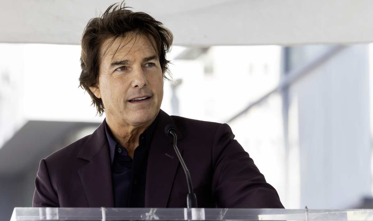 Tom Cruise sorprende al aparecer irreconocible en el primer tráiler de “Digger”
